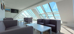 Ausblick und Fernseher laden zum Verweilen ein